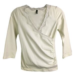 Bordeaux Seamless Blouse Womens One Size White V-Neck Lace Top Long Sleeve